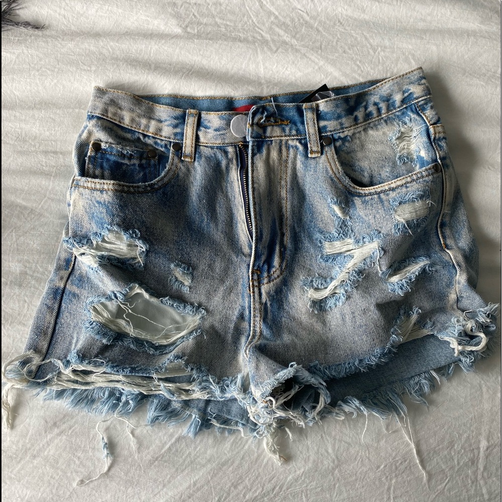 Cut off Jean shorts!